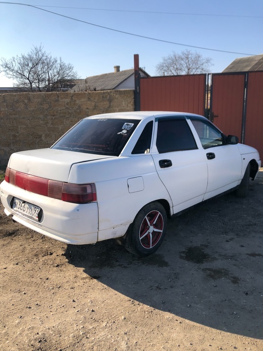 Продам срочно ваз 2110 в (3)