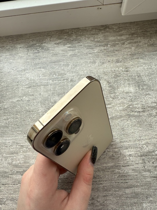 Продам iPhone 14 Pro (128гб) (4)