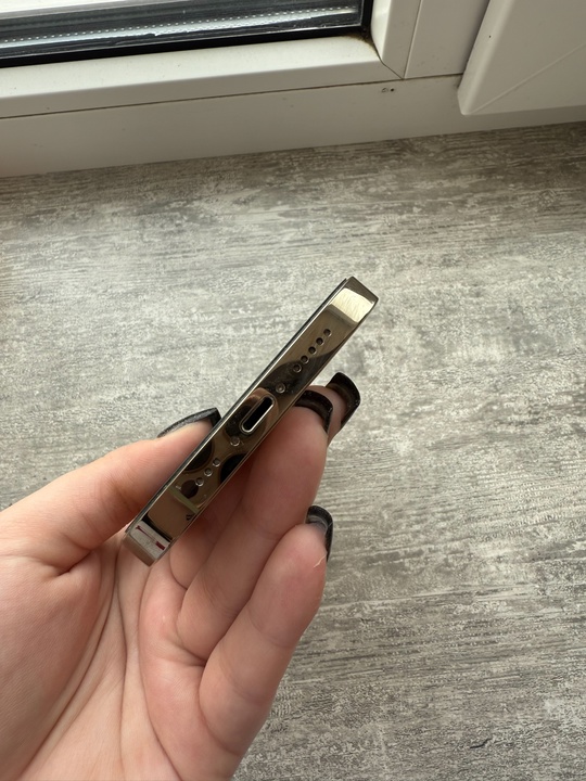 Продам iPhone 14 Pro (128гб) (5)