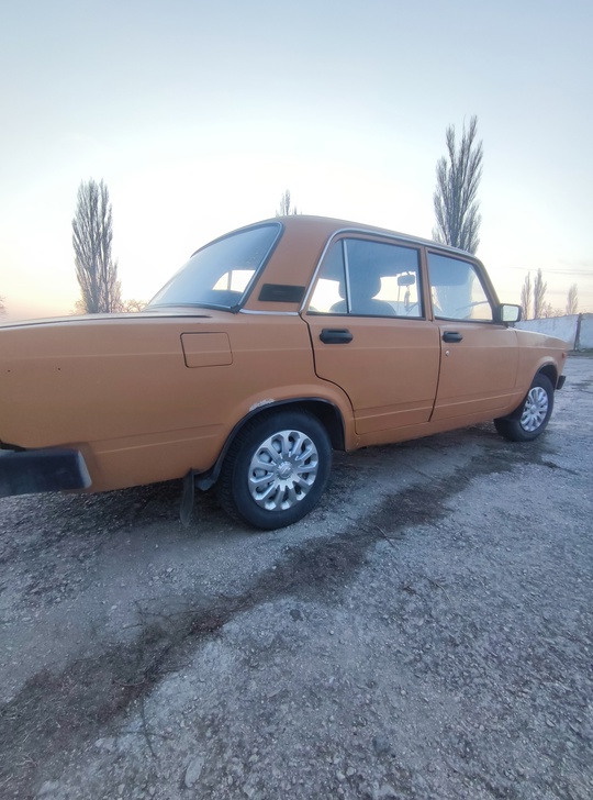 Продам ВАЗ 2105 84г
Цена-120'000
Находится пгт.Азовское (3)