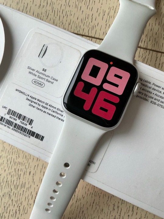 Часы Apple Watch SE(40 ml)