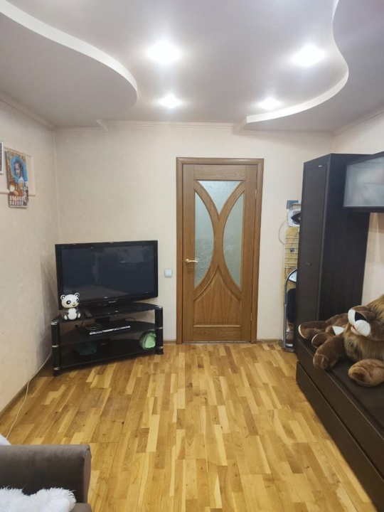 Продаётся 1 комнатная квартира, ул. (3)