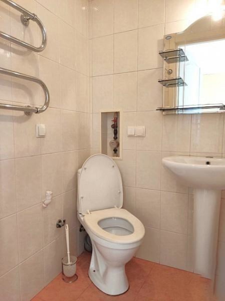 Продается 1 комнатная квартира, ул. (5)