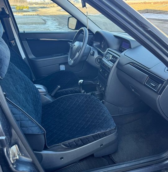 Продам личный авто
Lada Priora 2014 (6)