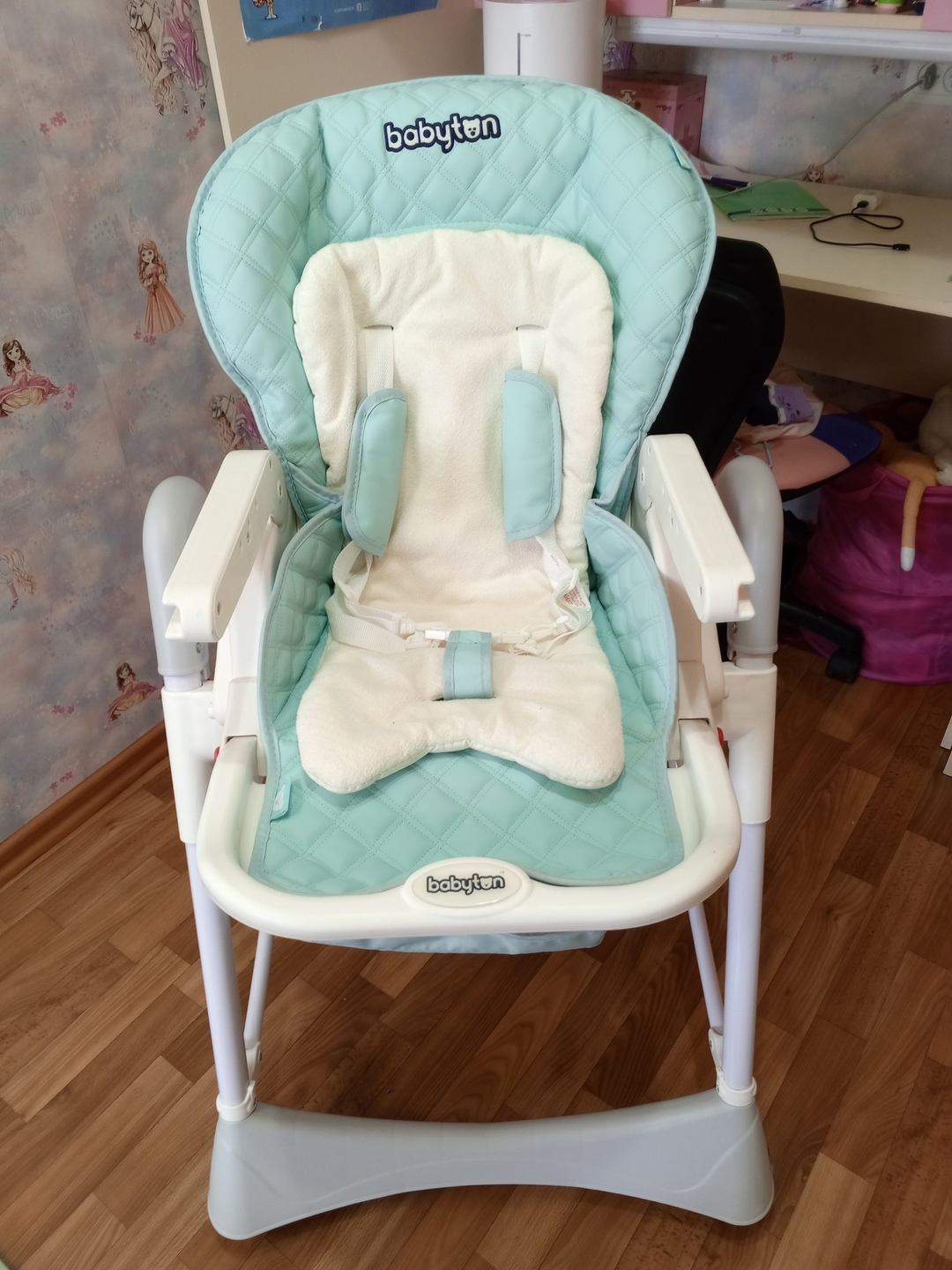 Продам стульчик для кормления Babyton (3)