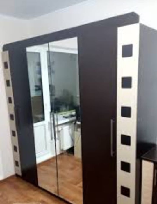 Луганск
Продам шкаф в отличном состоянии
(