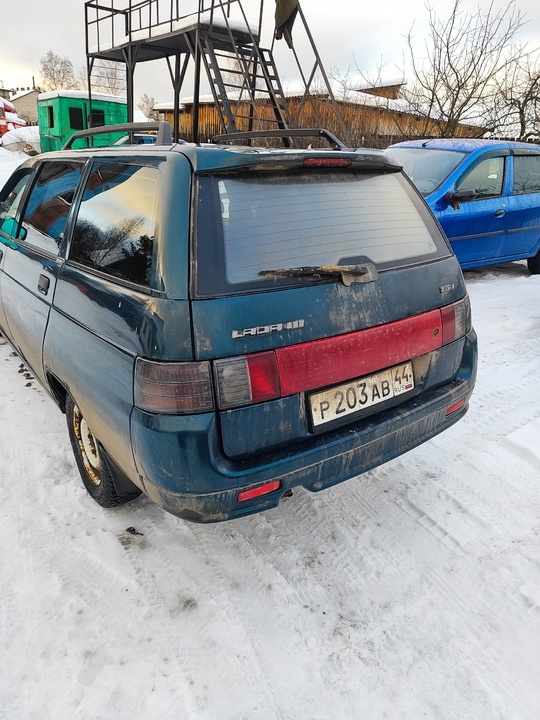Продам 2111 2007г.в без гура.