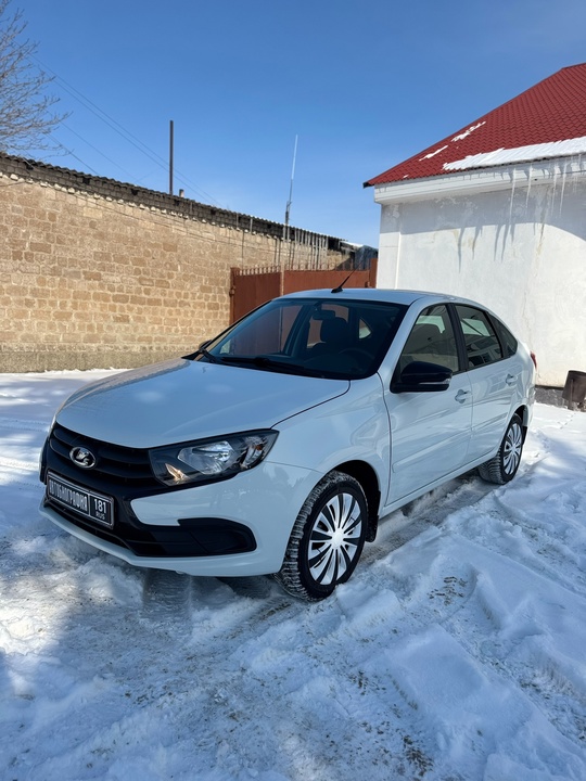 В Продаже LADA GRANTA Лифтбэк
Год (2)