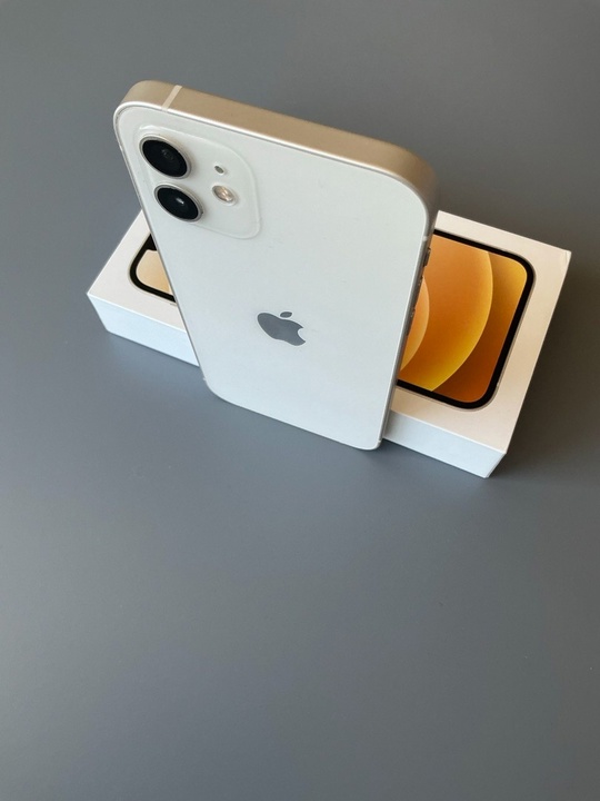 iPhone 12 (64)
акб 83% родной.
Состояние (3)