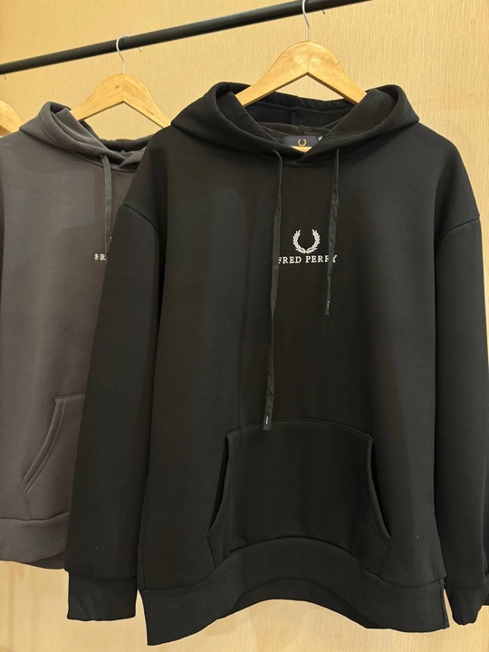 Рубашки Moncler 3000₽
Пайта Fred Perry (6)