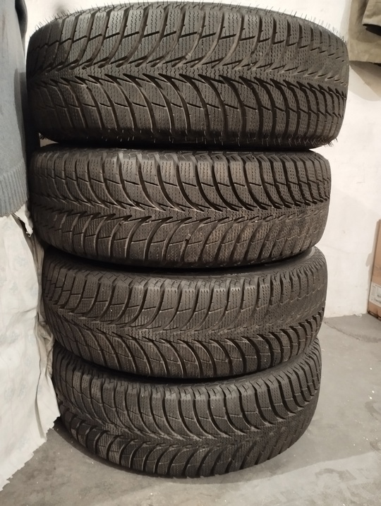 Продам Колеса в Сборе, (Зима).
Резина:Goodyear