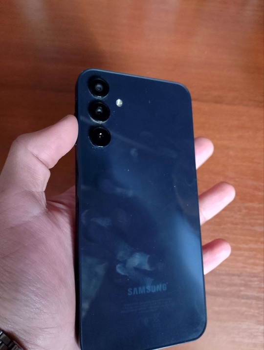 Продам телефон samsung galaxy a15