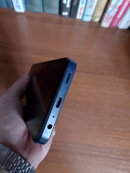 Продам телефон samsung galaxy a15 (1)