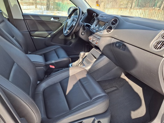 Продам Тигуан/Tiguan 2.0tsi,бензин полный привод,2013 (7)