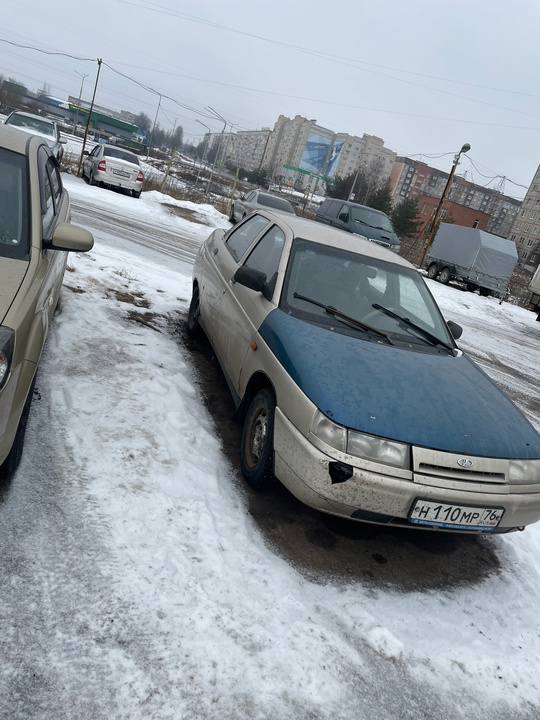 Ваз 2110
Год не знаю
Машина не (2)
