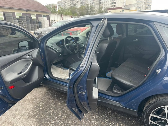 Ford Focus 3   (2)