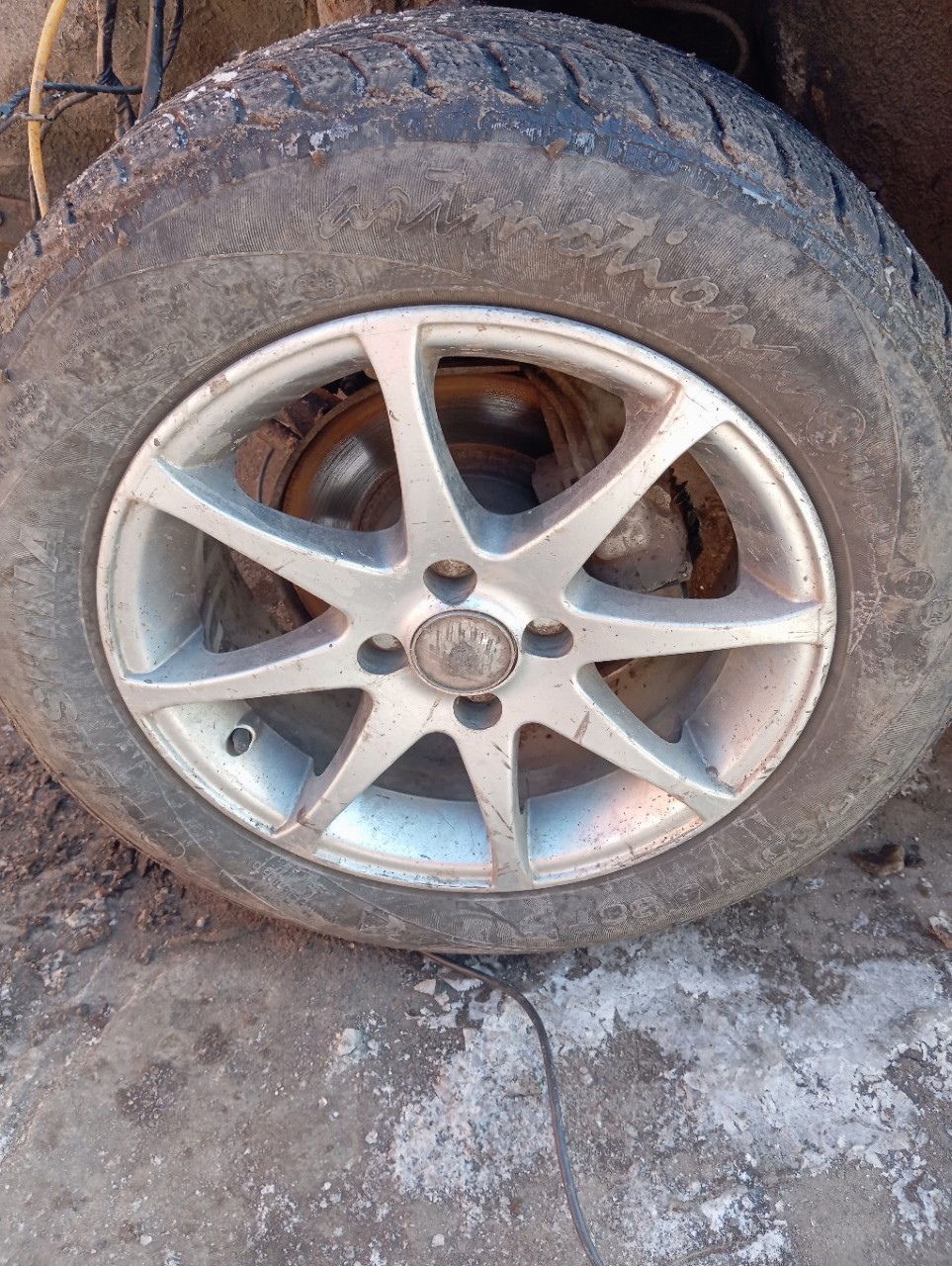 Продам титаны R15 разболтовка 4