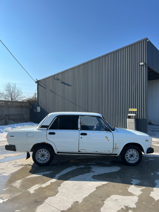 В Продаже ваз 2107 карб (6)