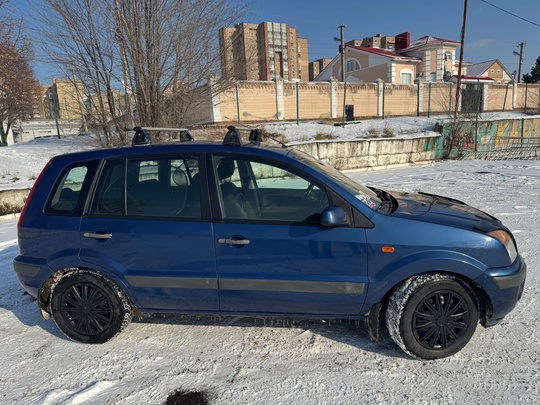Продаётся личный автомобиль Ford Fusion (2)