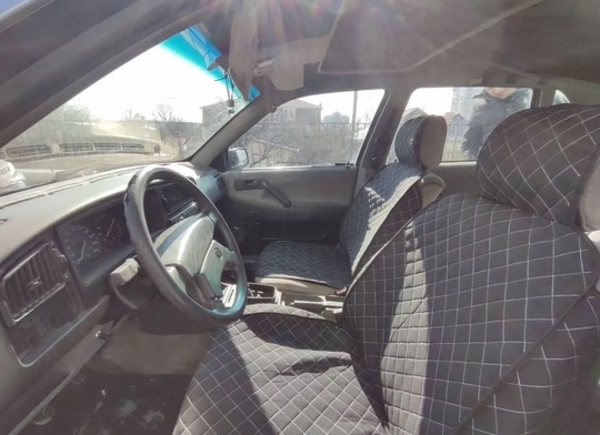 Продам Volkswagen Passat B3 1988 (4)