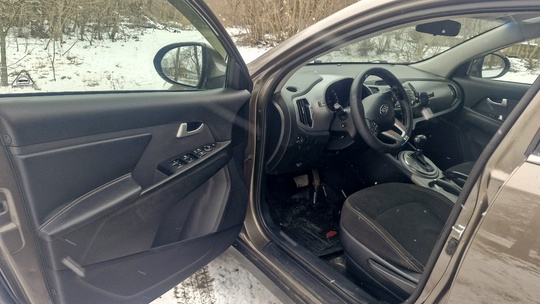 Продам Kia Sportage 2015г .
Обьем (7)