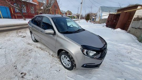 Продам Лада гранта   люкбэк 2019 (1)