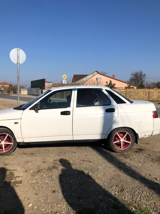 Продам срочно ваз 2110 в
