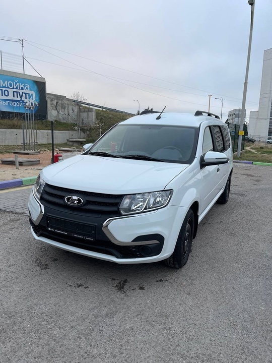 BAЗ (LADA) Largus 1.6 MT, (1)