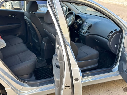 Продам Hyundai i30
2011 год
1.6 бензин (5)