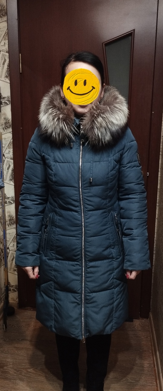 Продам пальто зимнее женское, размер
