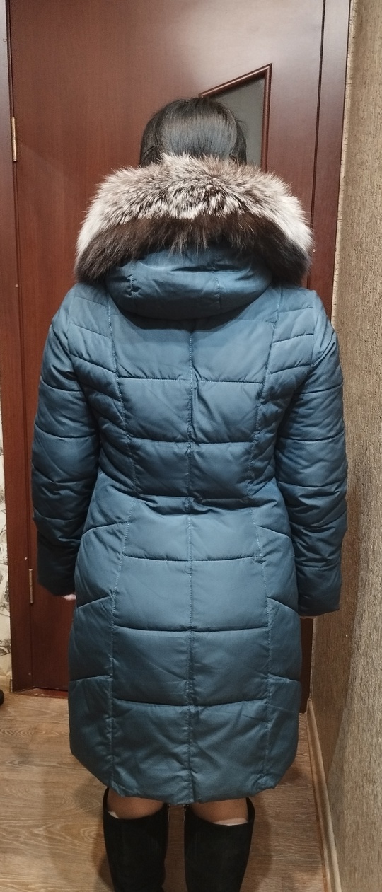 Продам пальто зимнее женское, размер (1)