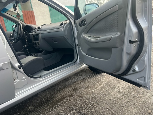 Продам Chevrolet Lacetti ( Шевроле (6)