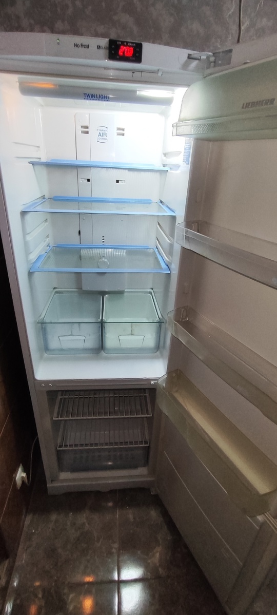 Продам холодильник indesit в хорошем (1)