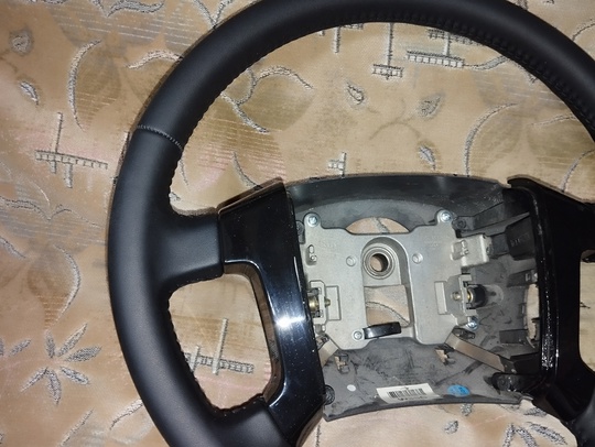 Продам руль на Киа Соренто (2)