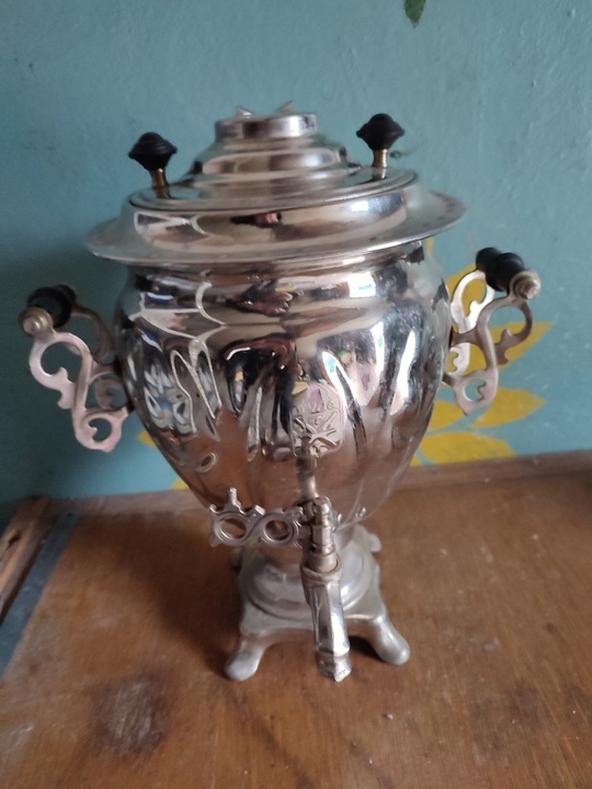 Продам бутыля, самовар электрический, салатница (4)