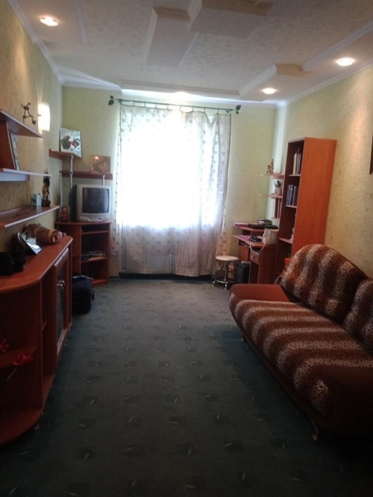 Продается 4 - х комнатная (6)