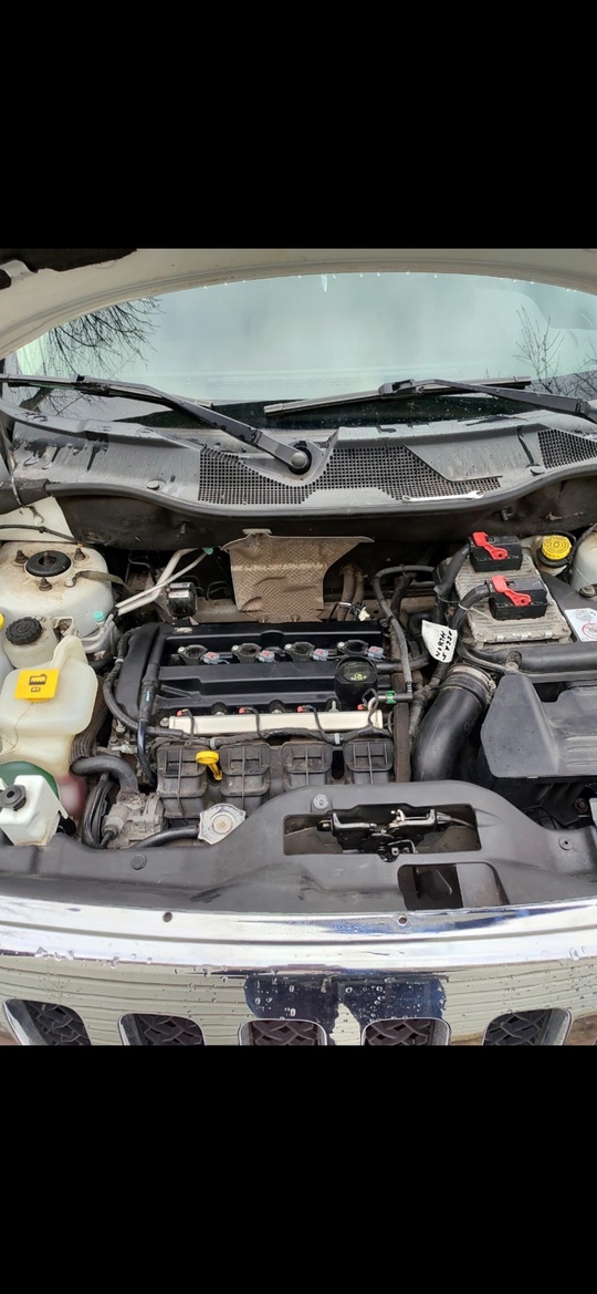 Продам свой авто Jeep Patriot (9)