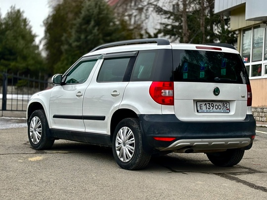 Skoda Yeti 1.2 AMT TSI, (2)
