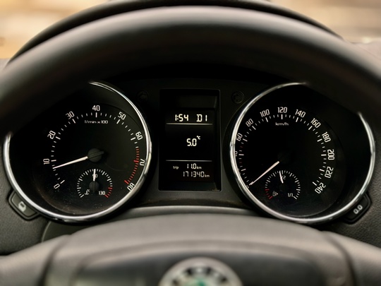 Skoda Yeti 1.2 AMT TSI, (6)