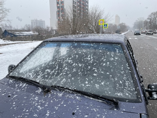 Продам 99 2002 года. 
Заводится, (2)