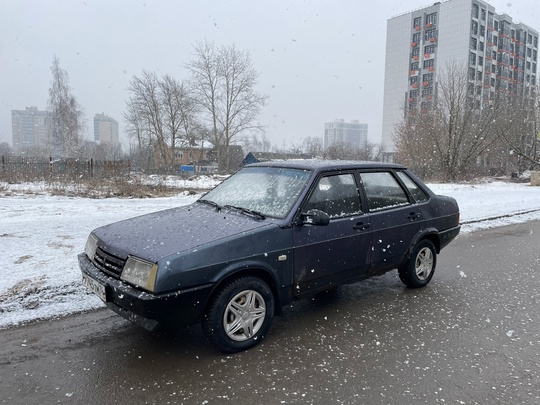Продам 99 2002 года. 
Заводится, (3)