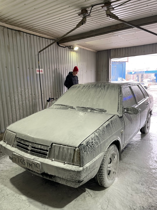 Продам 99 2002 года. 
Заводится, (5)
