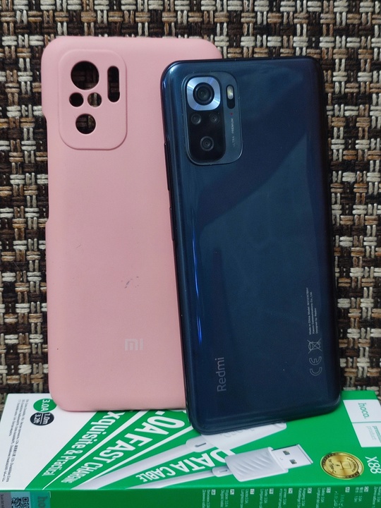 Xiaomi redmi note 10s.
Onyx grey.
Dual