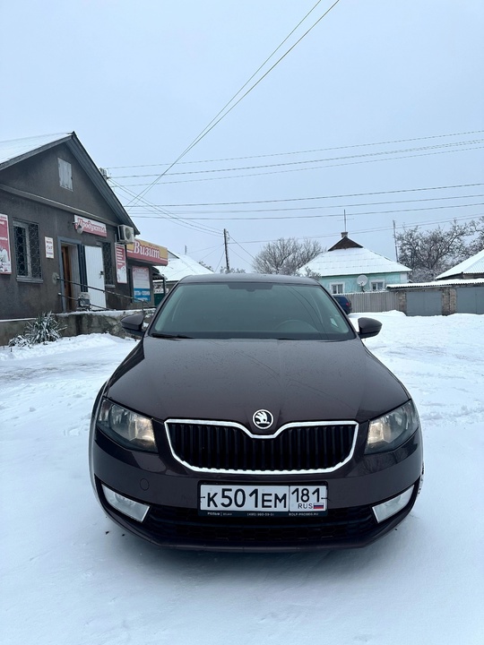 ПРОДАМ SKODA OCTAVIA 
2015 года!
Коробка (2)
