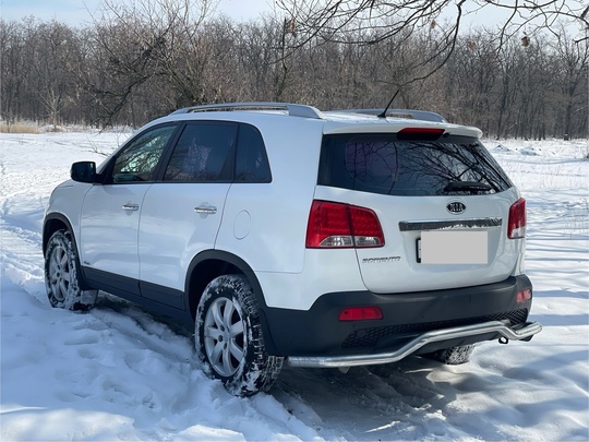 Продам Kia Sorento  2010 (3)