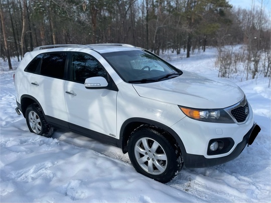 Продам Kia Sorento  2010 (6)