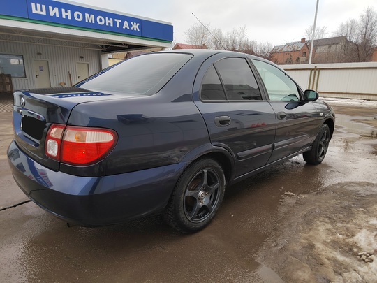 Продам Nissan Almera n16 хетчбэк. (4)
