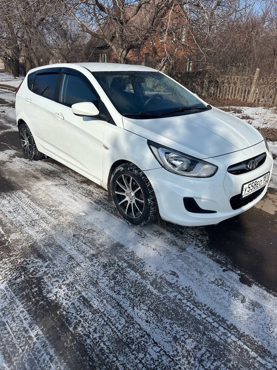 ПРОДАМ HYUNDAI SOLARIS
2013 ГОДА АКПП
Пробег