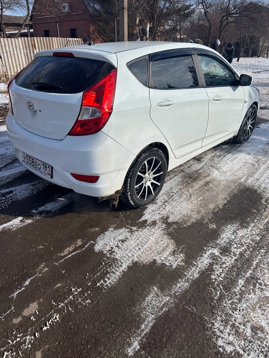 ПРОДАМ HYUNDAI SOLARIS
2013 ГОДА АКПП
Пробег (3)