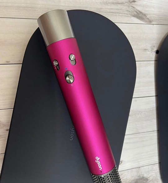 продам стайлер dyson long hs05:fuchsia/nickel:
Был